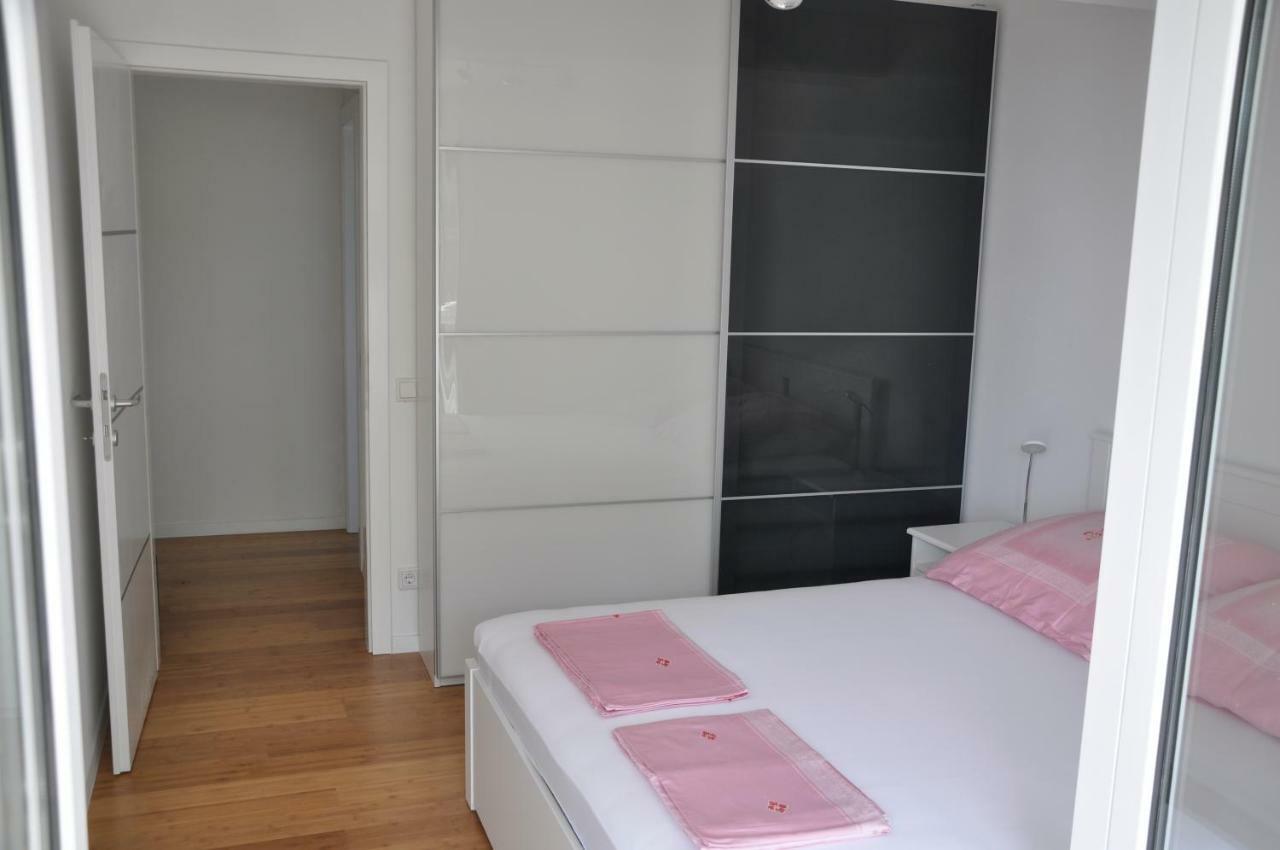 Villa Flora Kastela Ngoại thất bức ảnh