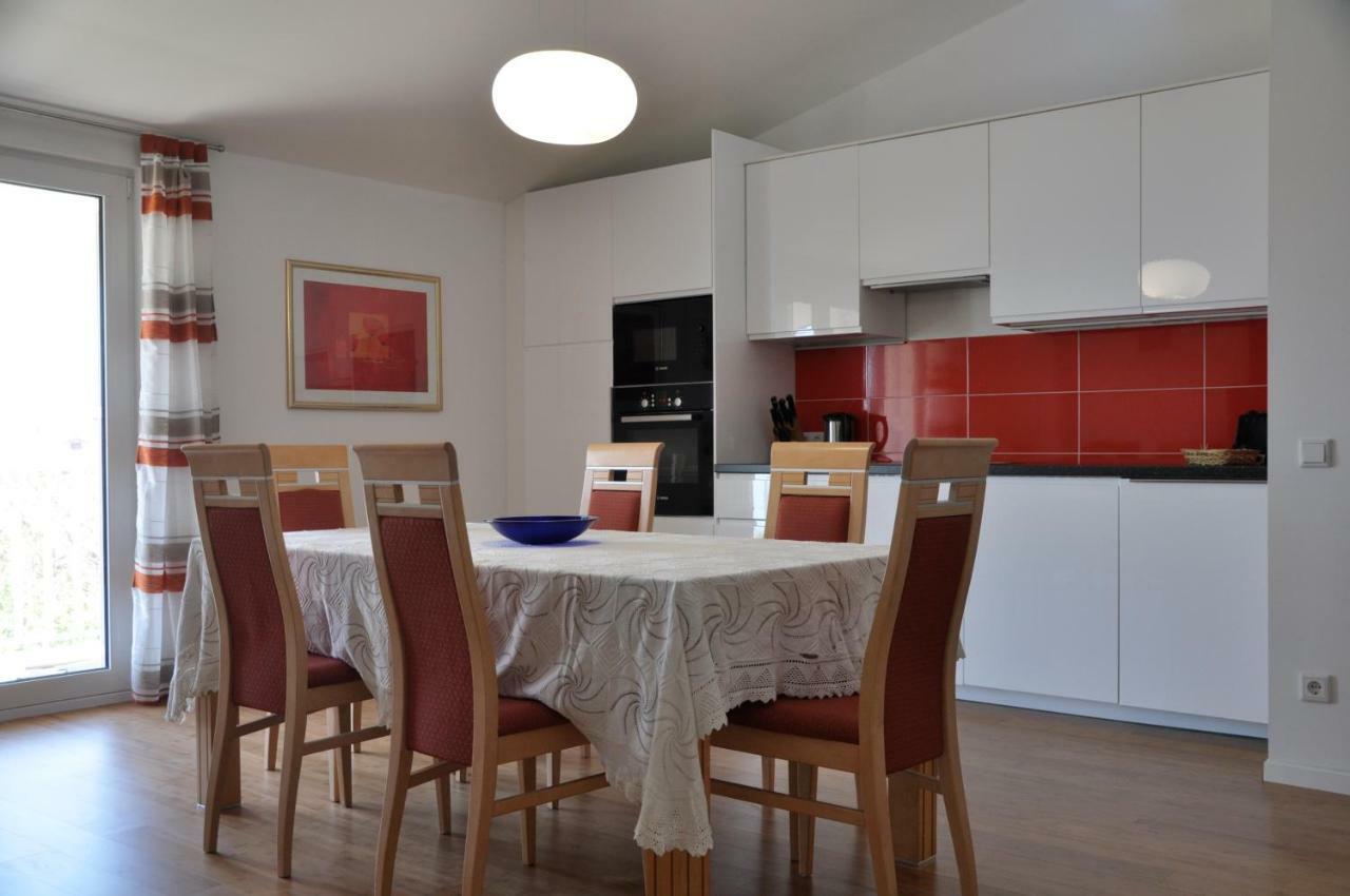 Villa Flora Kastela Ngoại thất bức ảnh