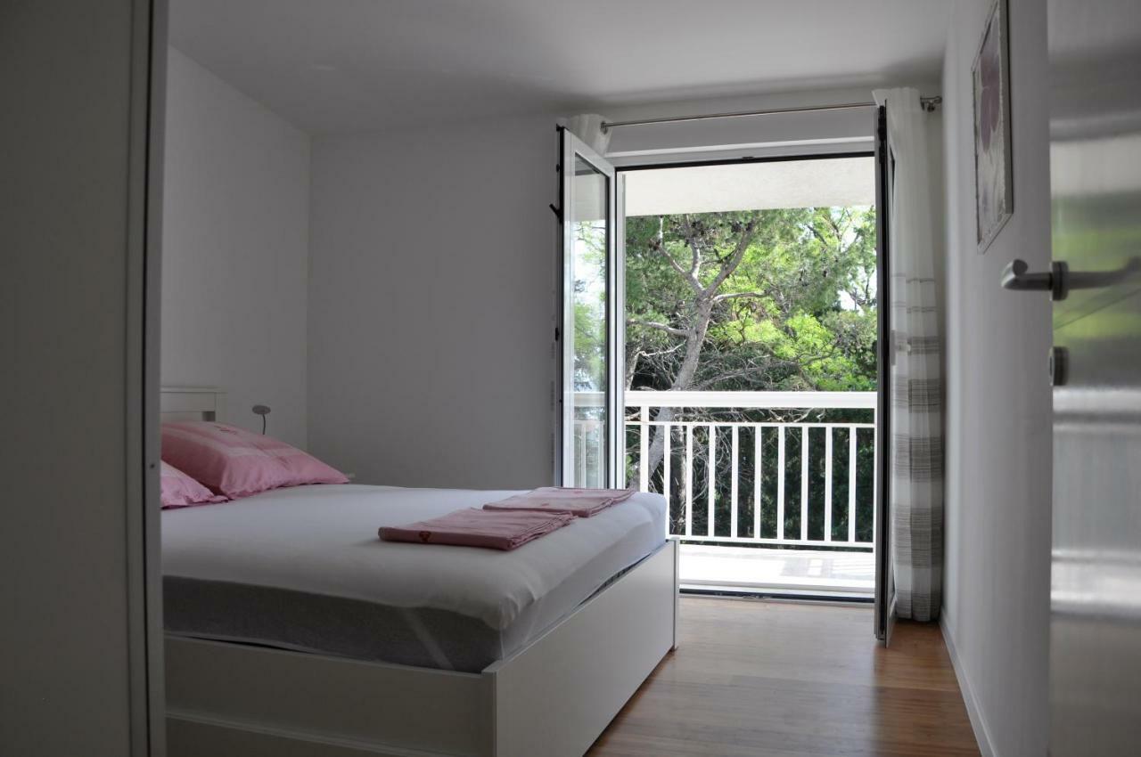 Villa Flora Kastela Ngoại thất bức ảnh